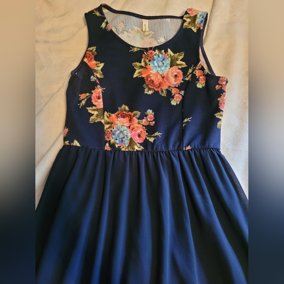 "My beloved..." Maxi Dress - Picture 3 of 5